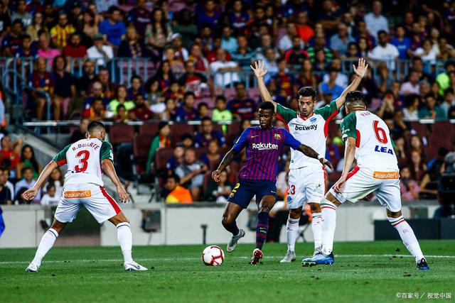 世体：亚马尔第75分钟伤退 可能周日无法出战马竞