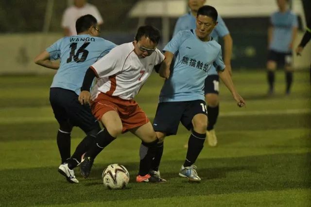 历史时刻！詹姆斯跨越40000分里程碑 历史唯一